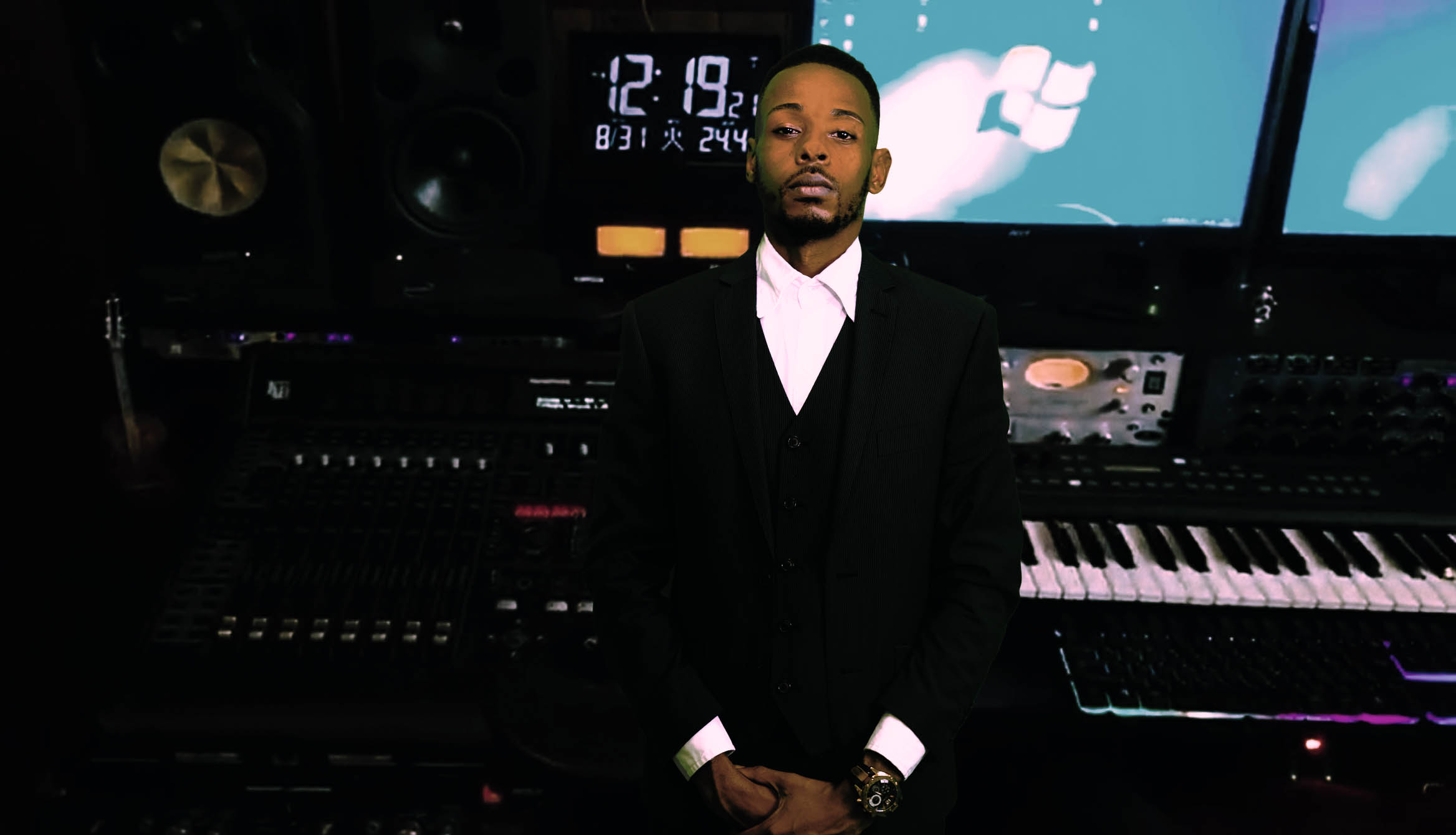 CuraçaoProducer founder MOX in the studio